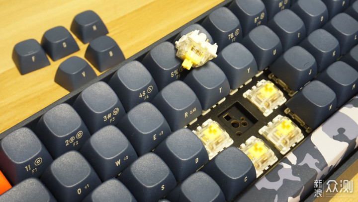 金粉轴v2和冰静v2哪个手感好,ttc冰静轴v2和快银轴v2