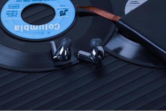 华为freebudspro2和索尼耳机对比,华为freebudspro3和索尼wf1000xm4