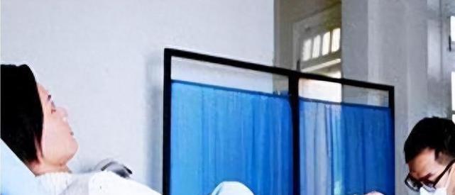 医生性骚扰女患者，警方介入调查