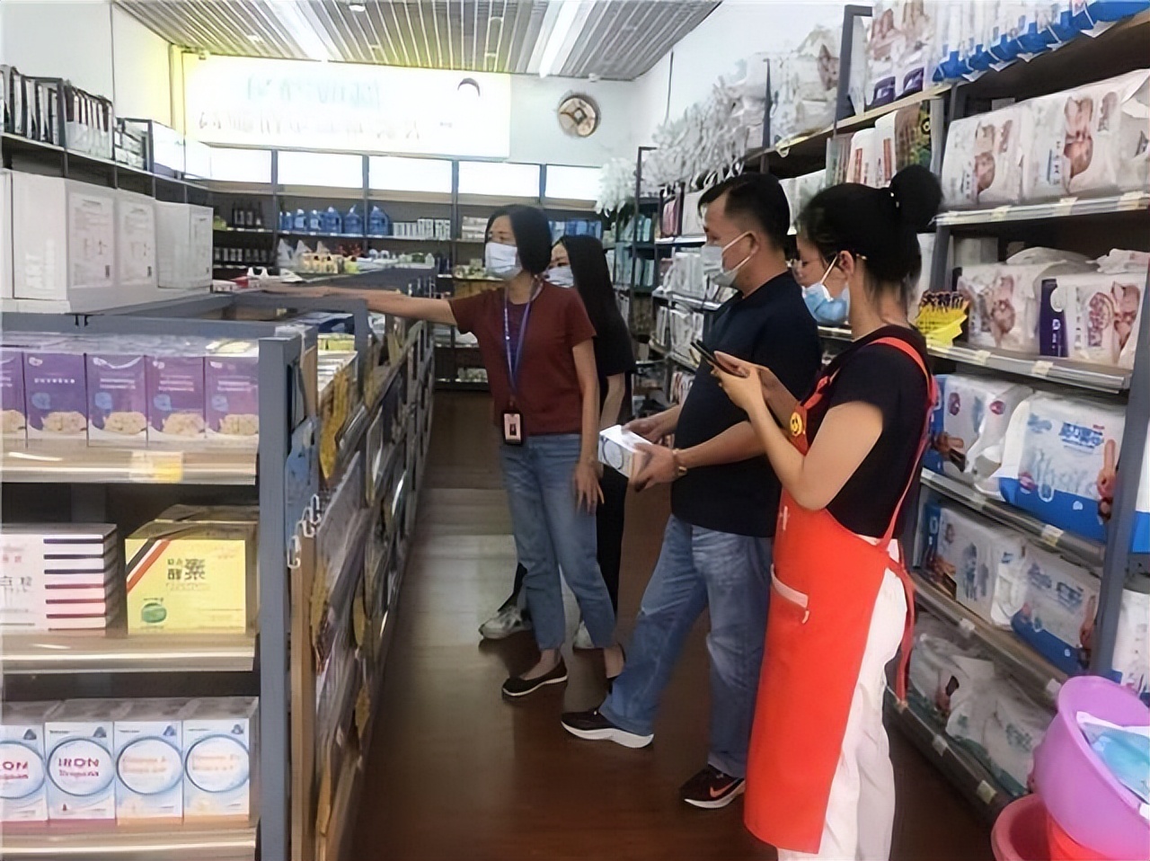 医生提醒这些食物千万别碰,小心这4种常见保健品不要吃了