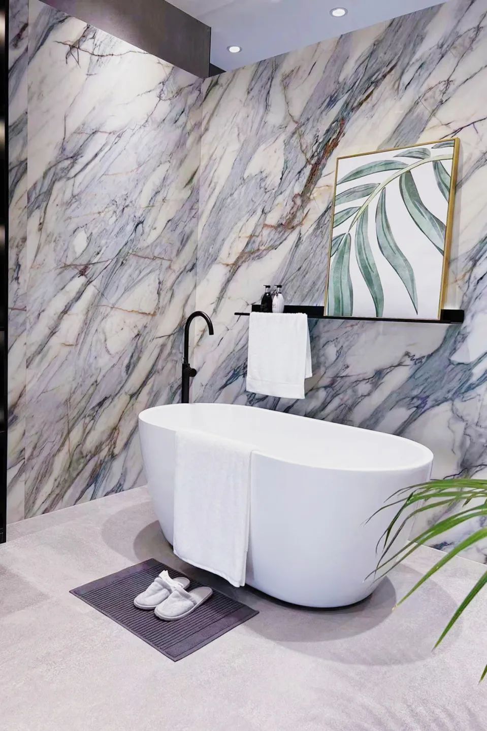 艺术不语·润物无声｜大国品牌顺辉天成岩板卫浴空间的心灵逸想