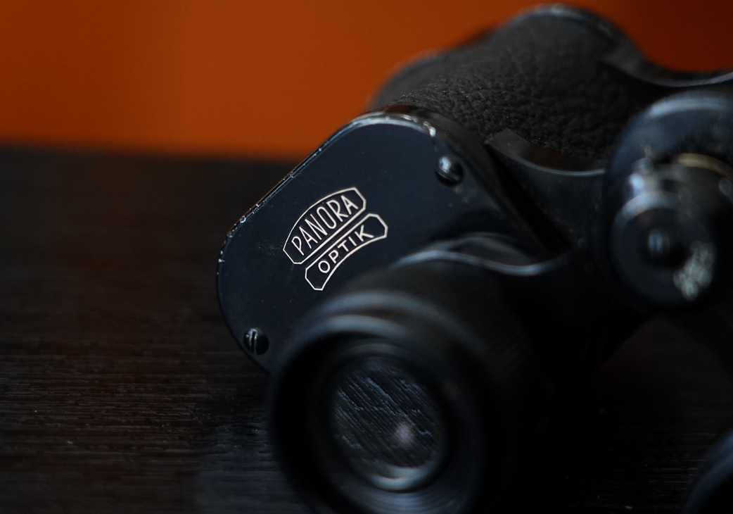 收藏了30年的望远镜,二战时期的军用高倍望远镜