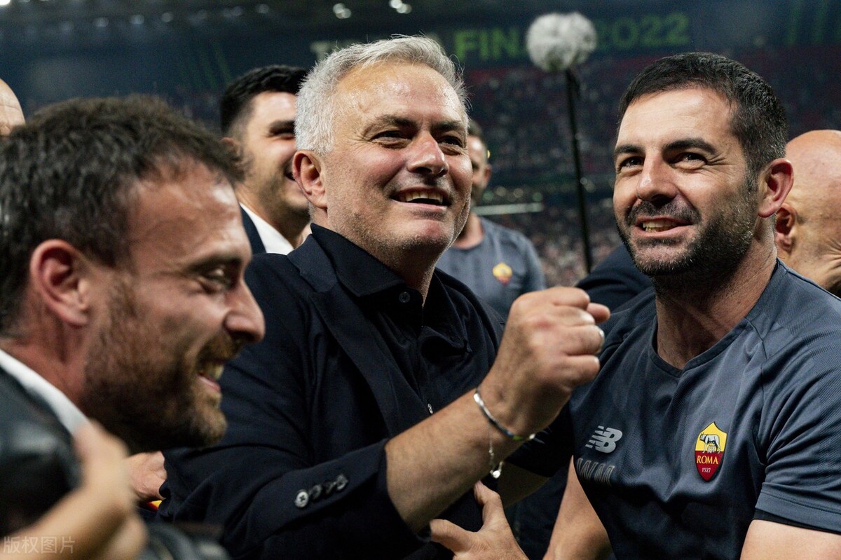 穆里尼奥最有意义的一次换人,穆里尼奥出任热刺主帅