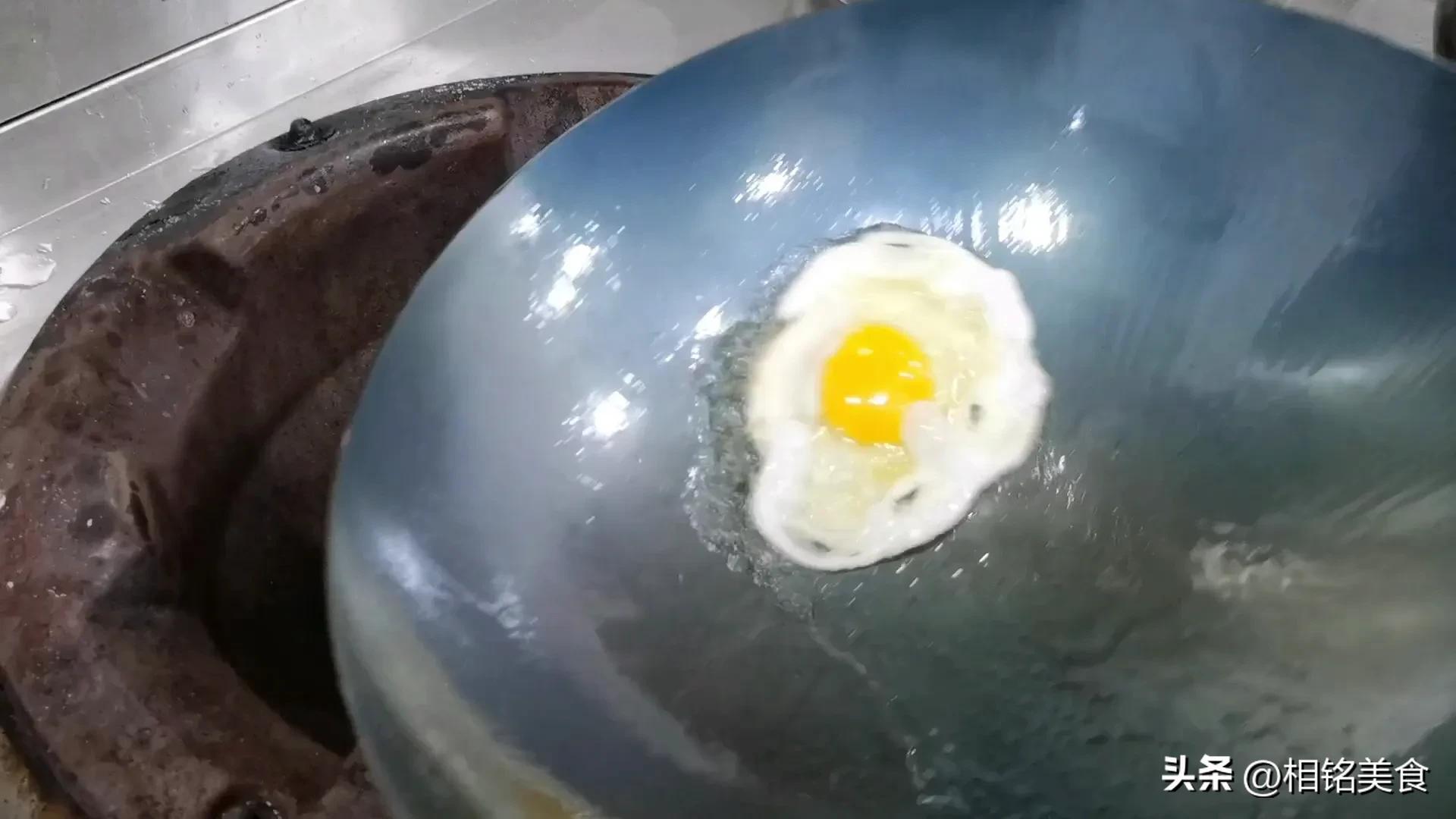 新铁锅怎样开锅小妙招视频,不粘锅的铁锅最佳开锅方法