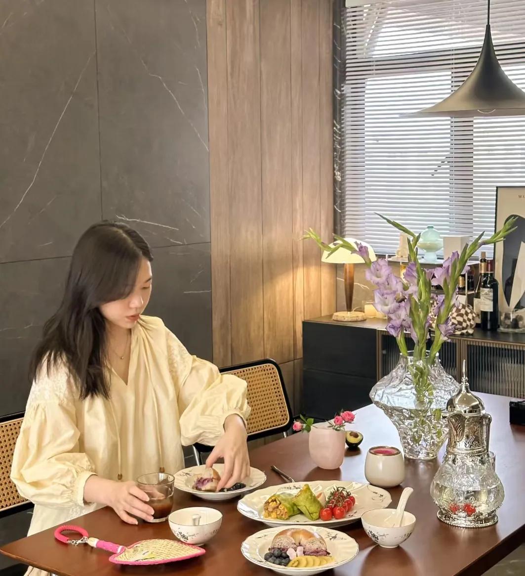 安徽女主晒出自家140㎡的家，全屋没有一丝俗气，堪称装修教科书