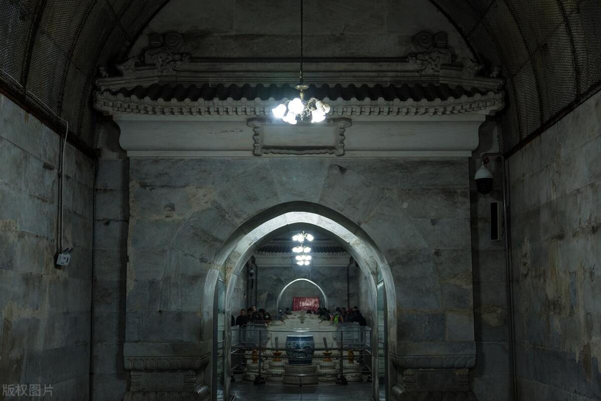 千年陵墓之定陵,被发掘的帝陵定陵