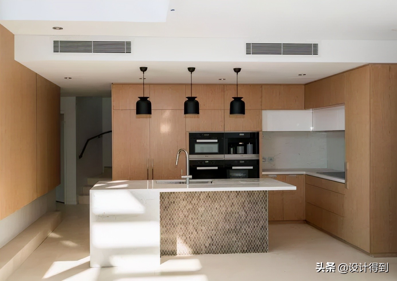 天花露筋如何修补,天花裂纹最佳修补方法