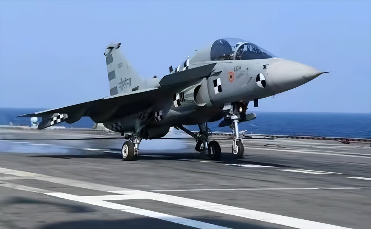 单价8000万美元，印媒：全球都高度关注光辉战机，为何却没人买它