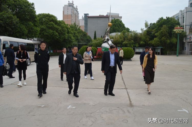 闃冲厜浣撹偛鏍″洯瓒崇悆鑱旇禌,闃冲厜浣撹偛鏍″洯瓒崇悆