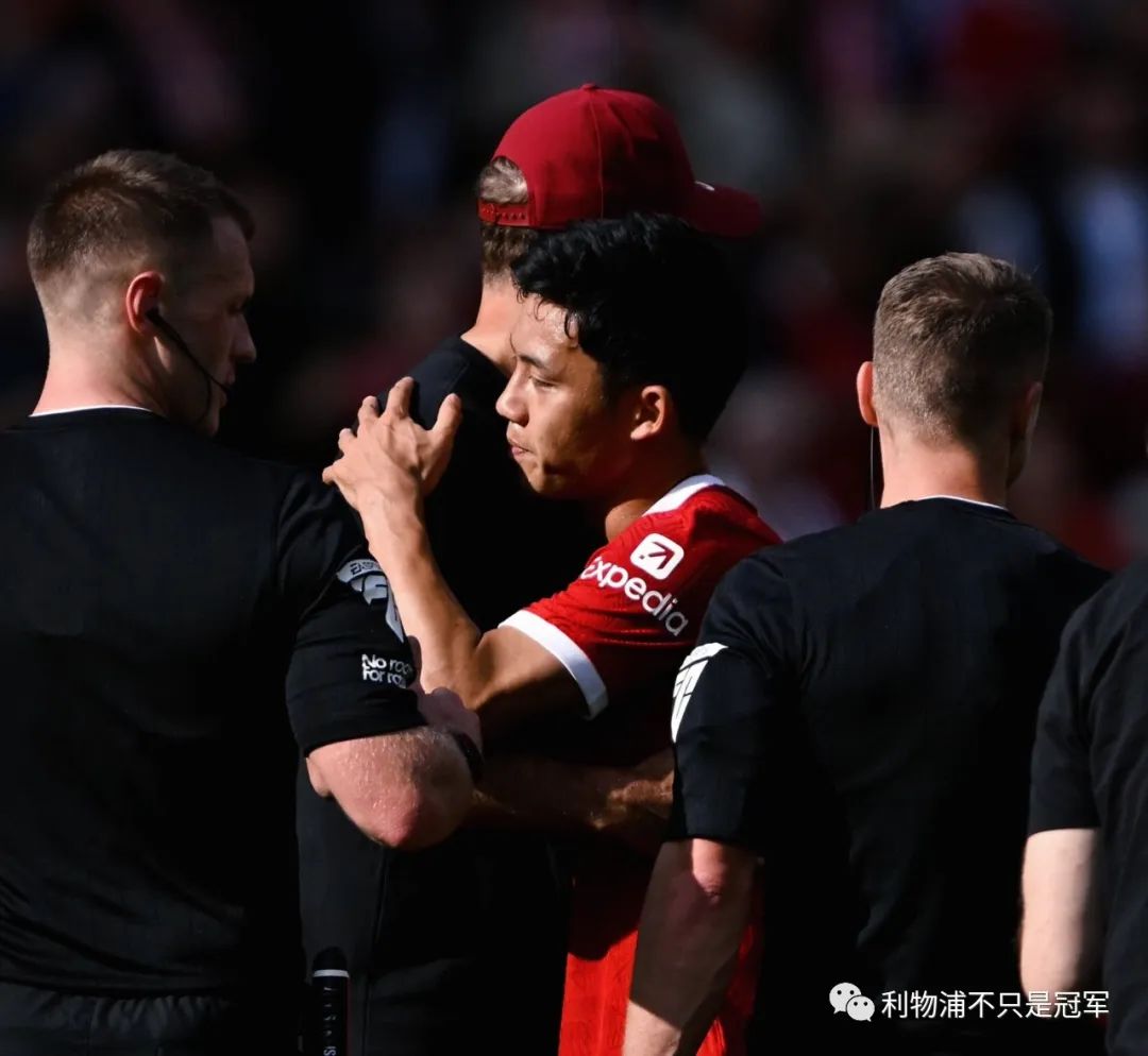 利物浦现役后腰,为什么利物浦缺后腰