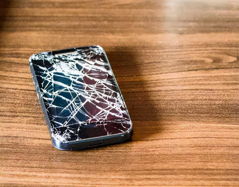 开一家手机店一天的真实收入,手机店看着没生意是靠什么赚钱