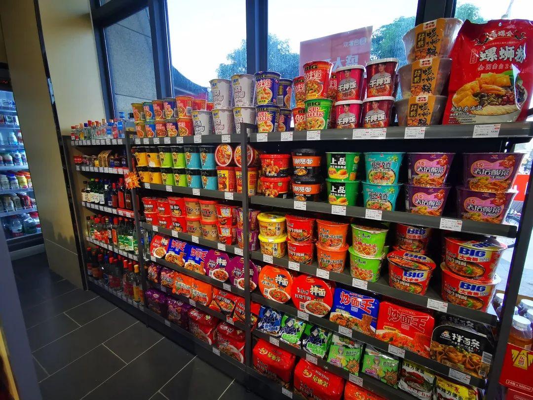 开个便利店怎么经营才赚钱,重庆便利店转让需要注意哪些细节