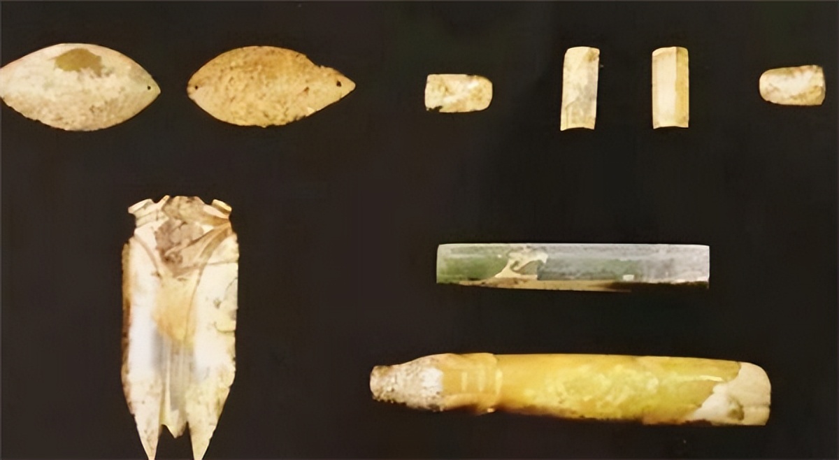 古代妃子下葬时为什么要堵住七窍,古代妃子下葬前为什么要堵门