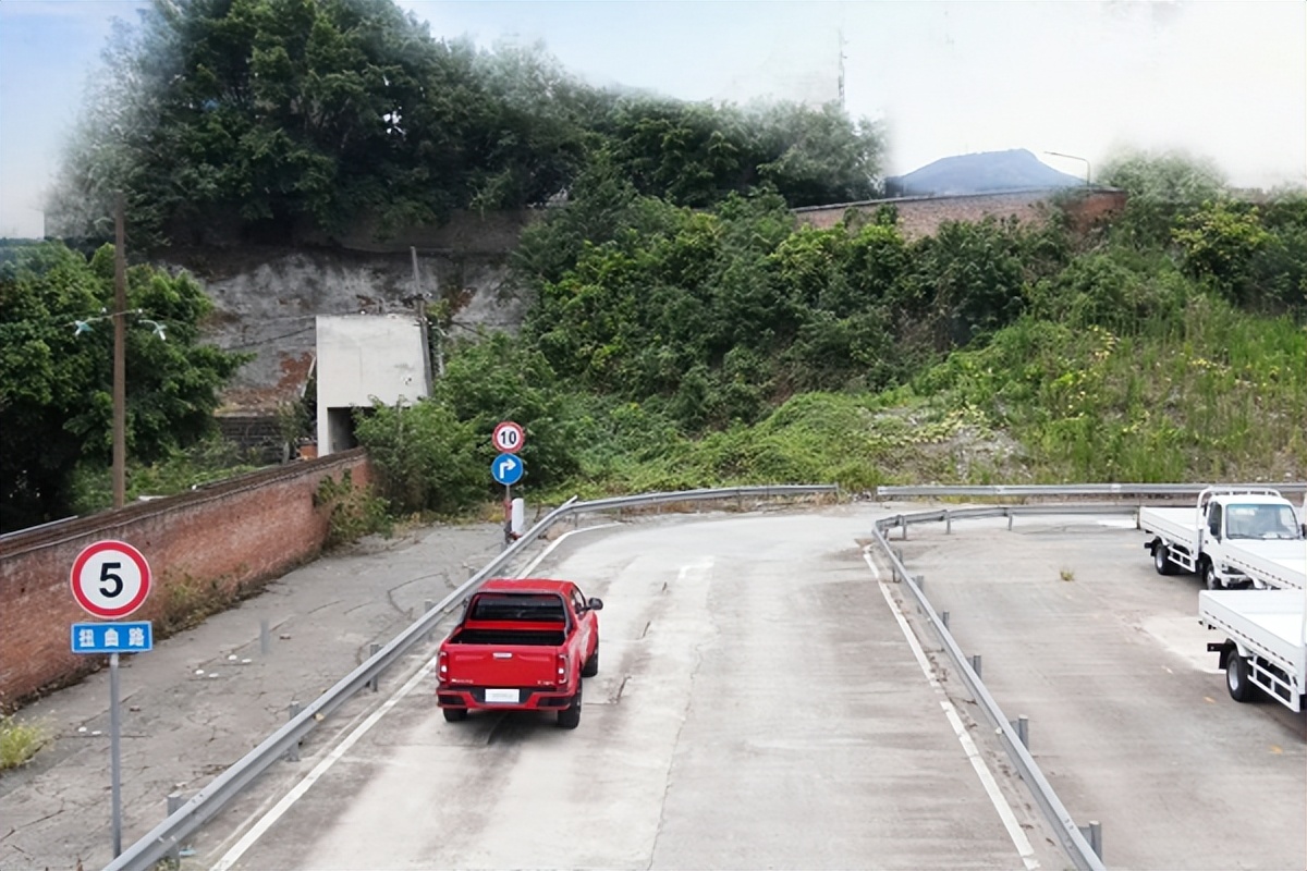 庆铃五十铃taga达咖3.0t,庆铃五十铃皮卡达咖越野