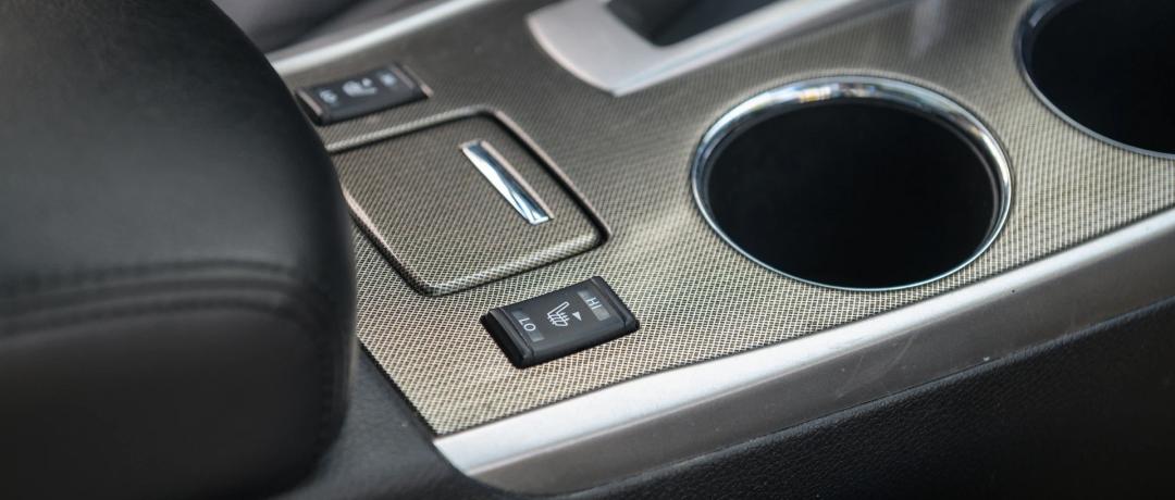 十多万一台二手天籁,日产天籁公爵2009二手多少钱一台