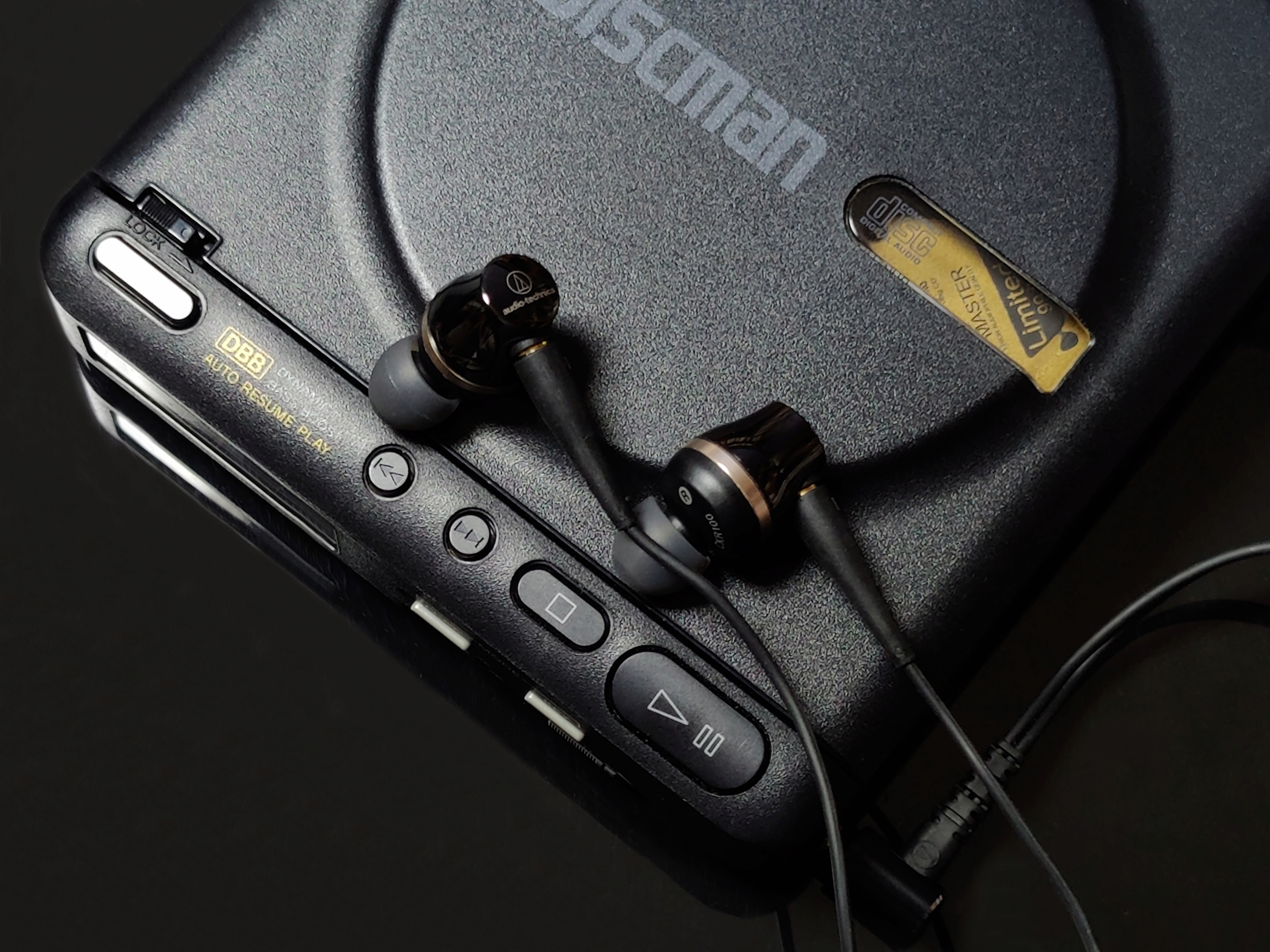 铁三角耳机ckr100系列测评,铁三角ckr100对比jvc1200