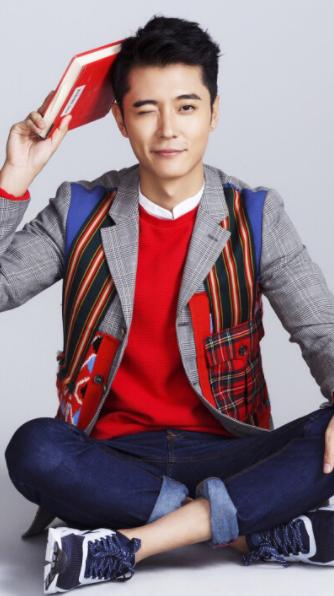 张丹峰洪欣风波后首次合体亮相,张丹峰怀柔拍戏