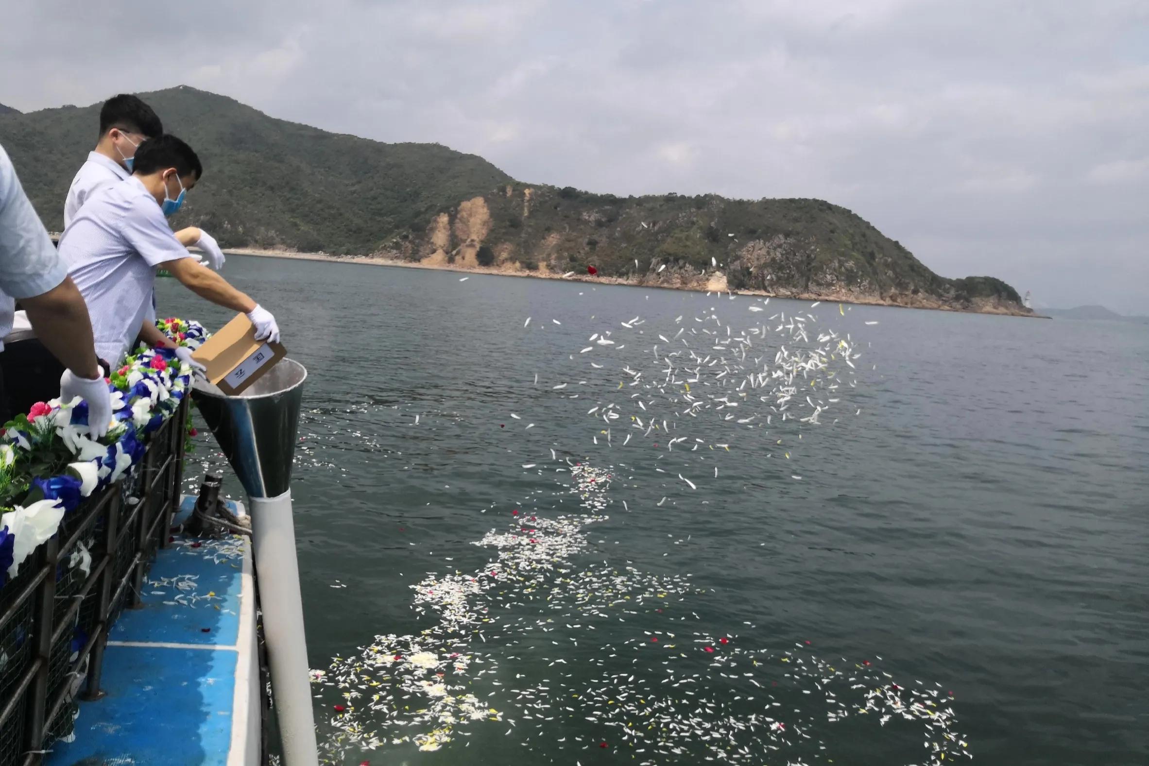 人火化后骨灰为什么那么少,火化后的骨灰真的是骨灰吗