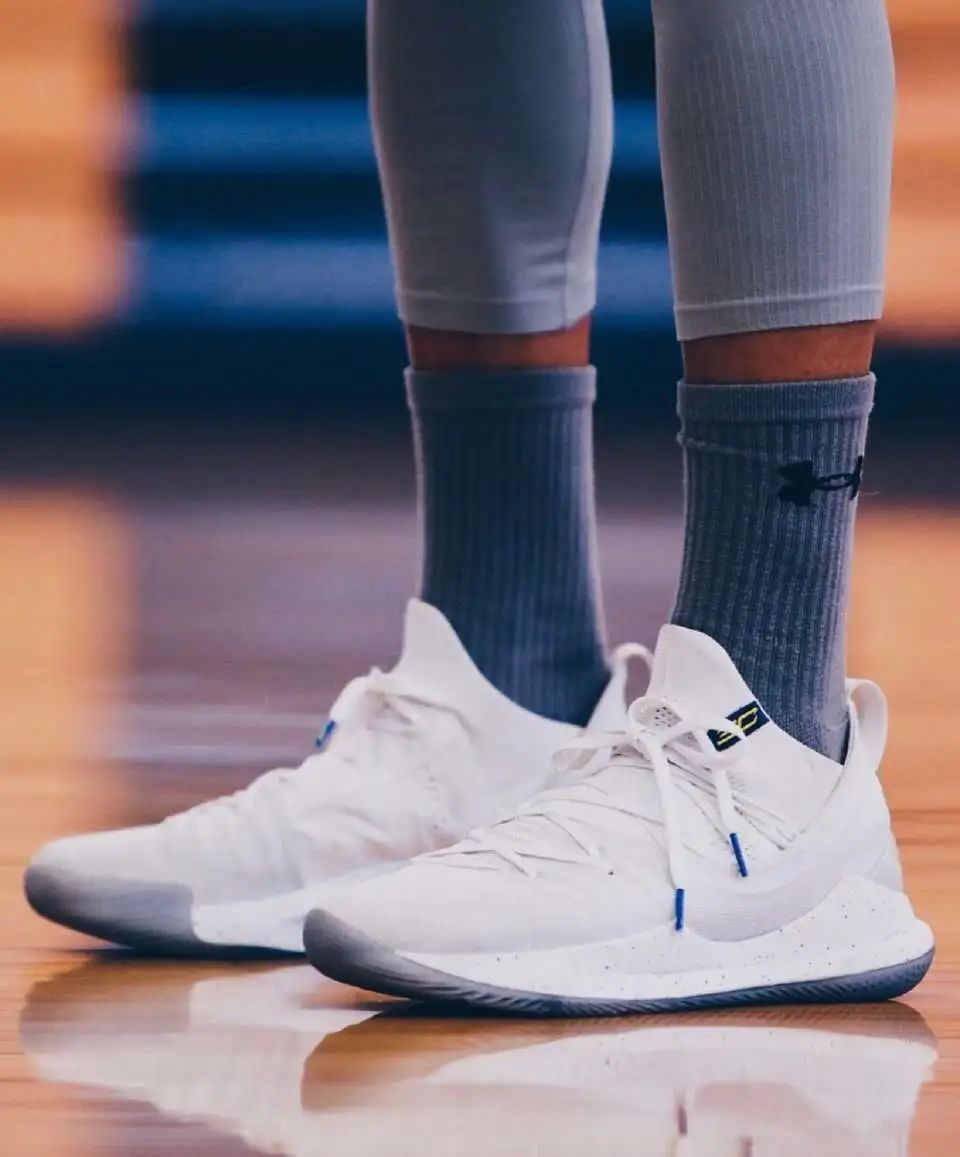 库里最新球鞋,库里最新上脚球鞋