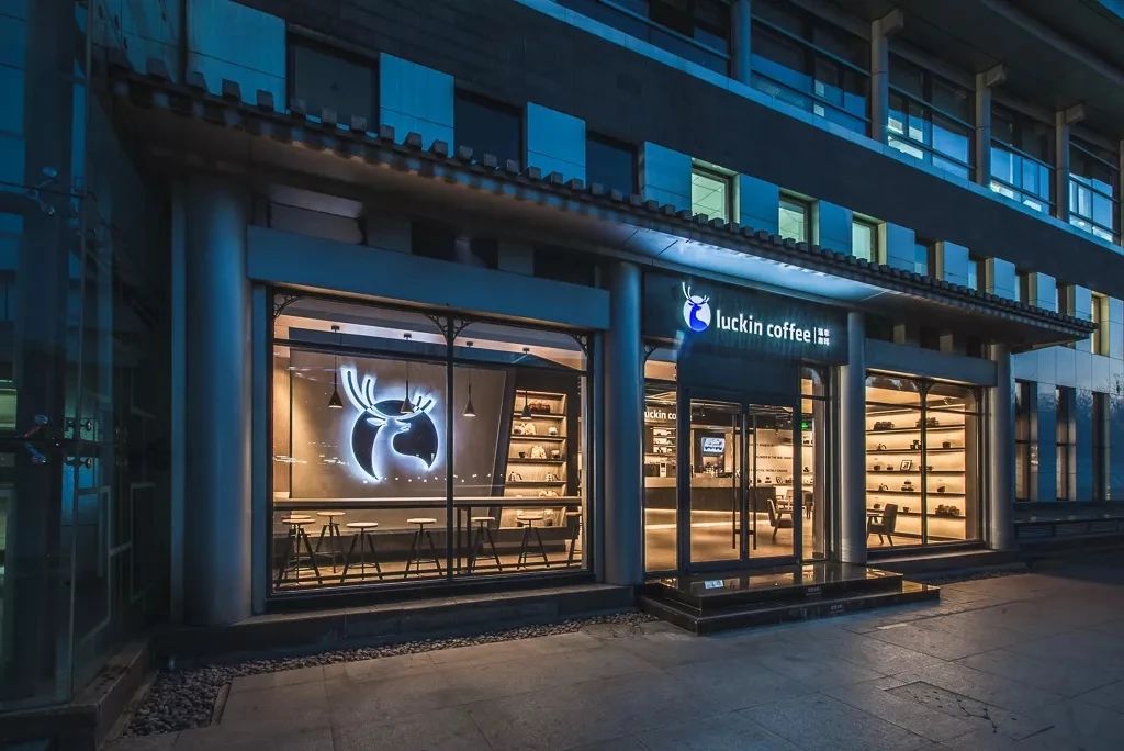 2022中国领军品牌TOP100出炉：霸王茶姬、珀莱雅强势上位