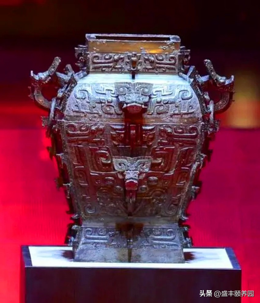 桃源农民一脚踩出稀世珍宝，流失海外近百年的皿天全方罍终得合体