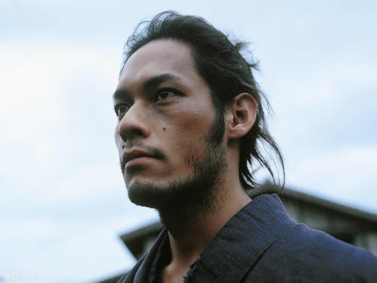 日本网友评日本人身高30年未增长，男性170.8甚至矮于三十年前