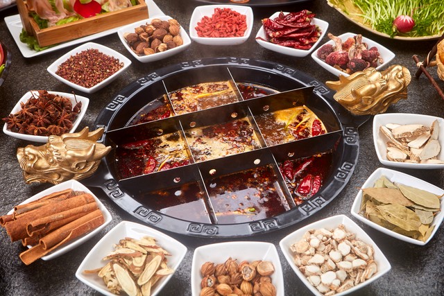 来成都必吃的火锅和串串,成都美食麻辣烫攻略