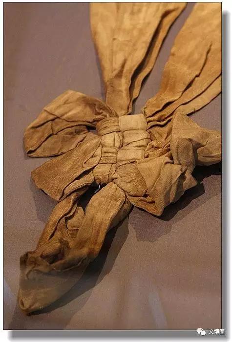 结婚三金一套真一套假,结婚三金没超过一万