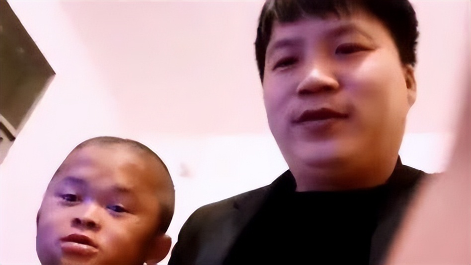 酷似马云的小男孩现状,长相酷似马云的小男孩现状