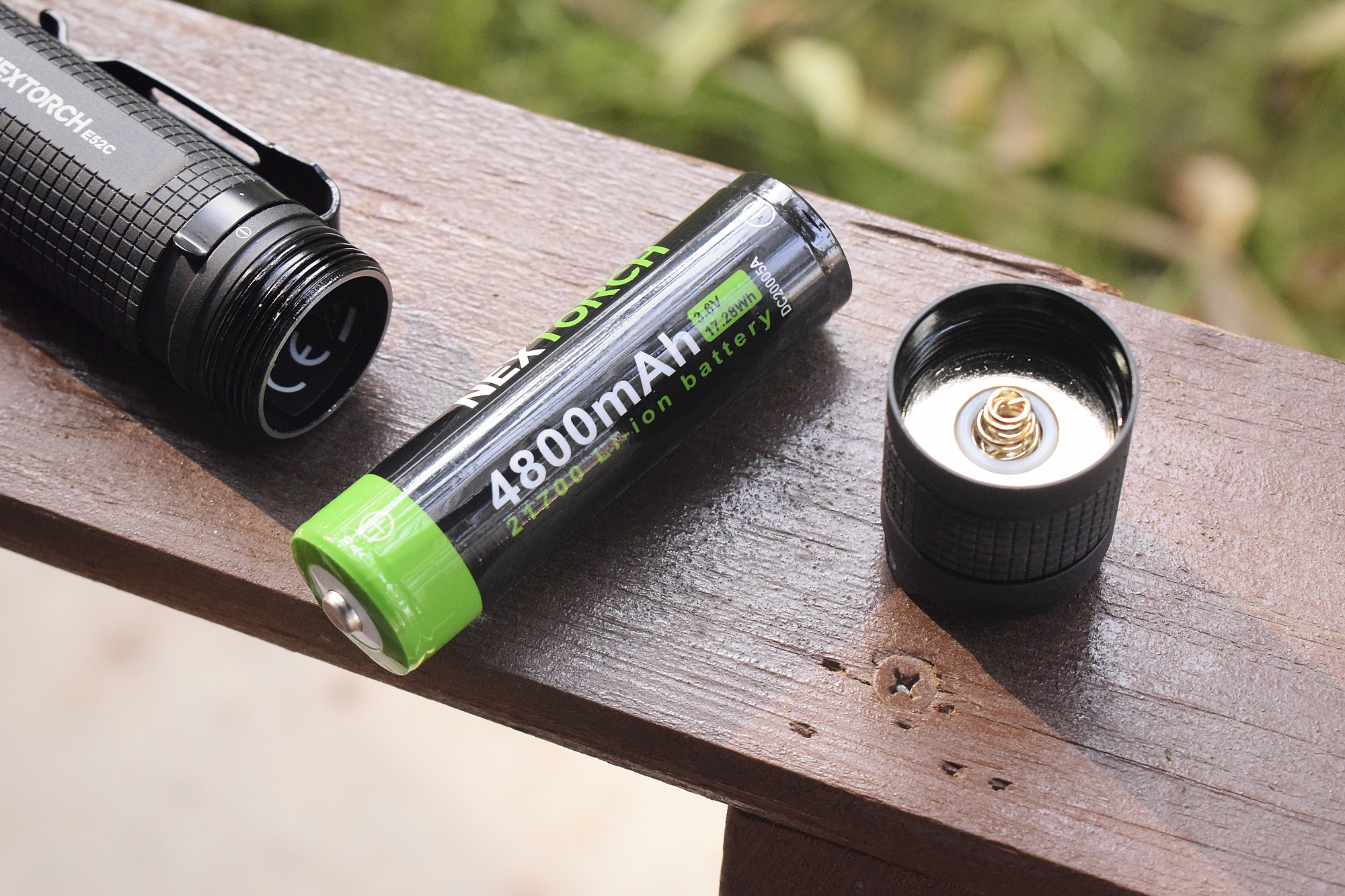 纳丽德e52c手电测评,纳丽德e52手电