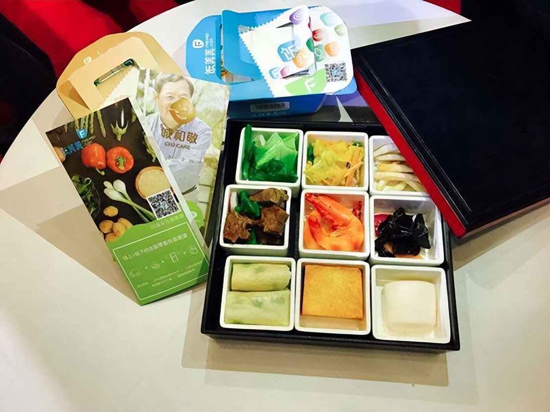 适合在养老地方摆摊,卖什么给老人适合摆摊