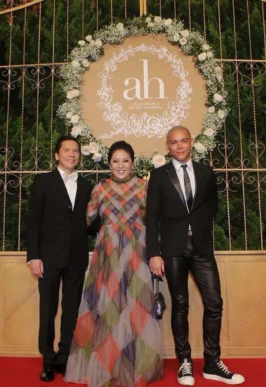 黄晓明Angelababy官宣离婚，回顾当年参加婚礼的嘉宾，物是人非