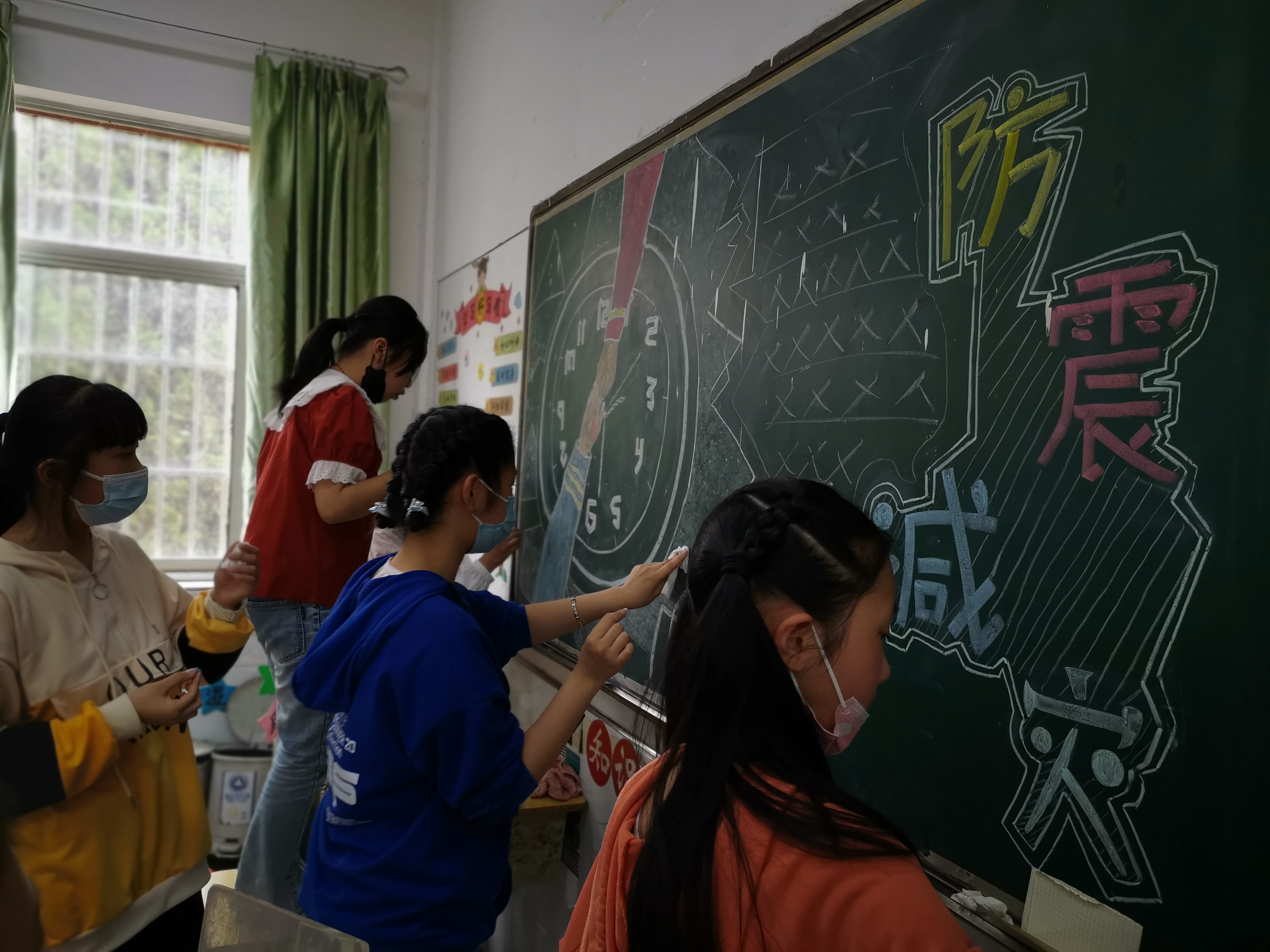 前进小学五育并举,东方红小学6+1实践活动