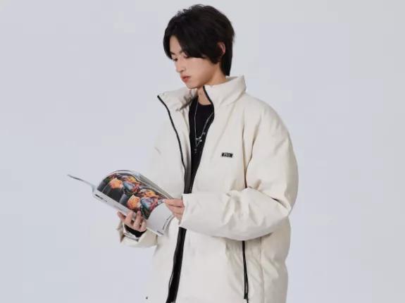 加拿大鹅沉寂，鸿星尔克高速增长，国货品牌后劲还足吗？