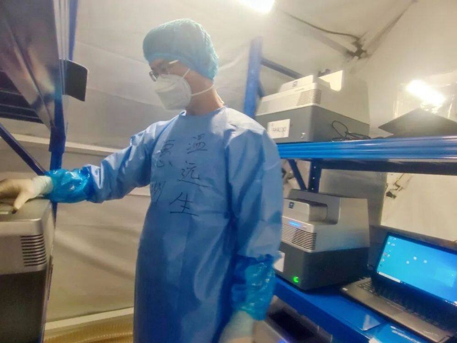 看惠州市中医医院这位检验师的守“沪”故事