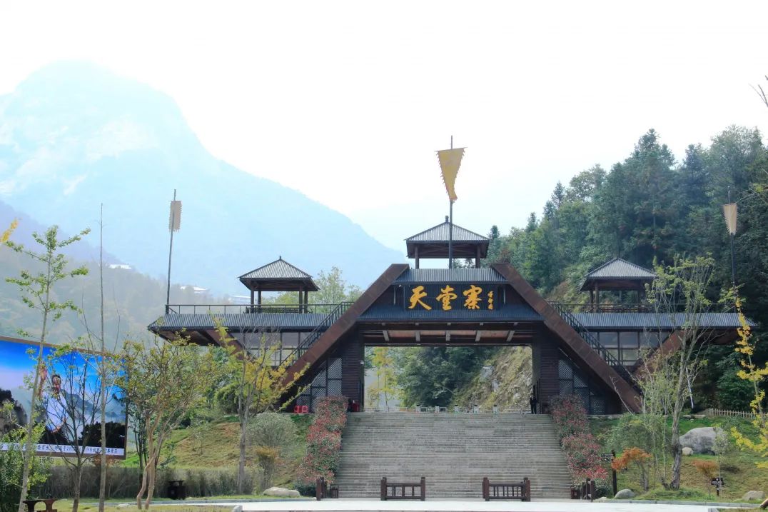 一证在手说走就走文案,开启说走就走的旅行安徽省