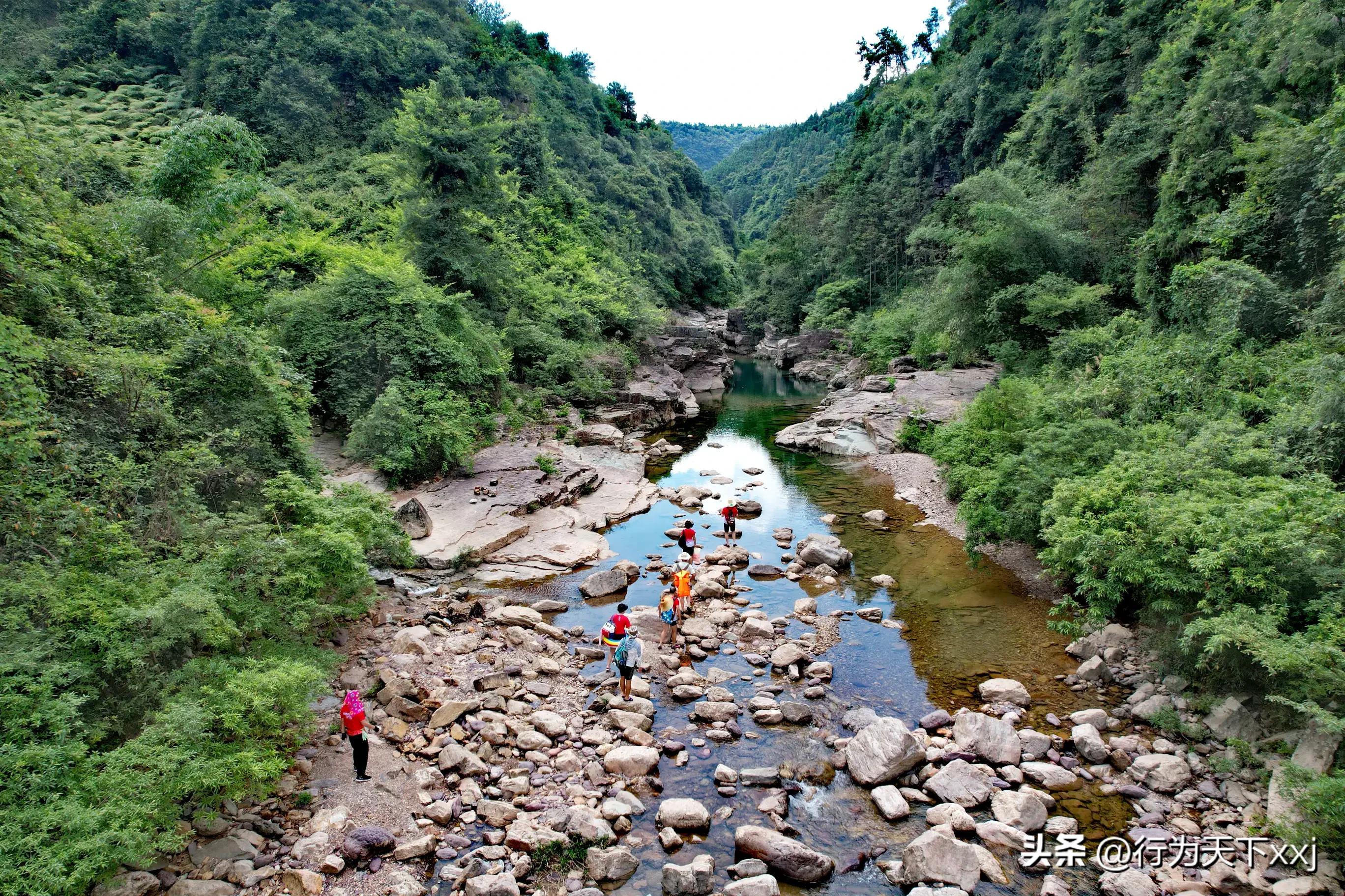 避暑天堂惹人醉完整版,避暑胜地康养天堂