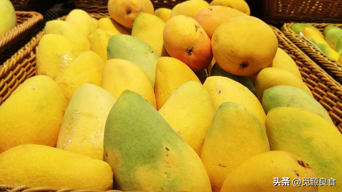买芒果怎么挑好吃,买芒果挑大的还是小的好吃