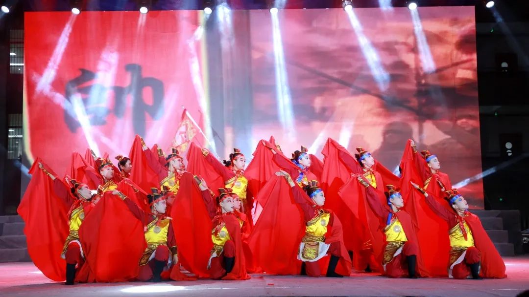 八斗扬帆，为梦起航