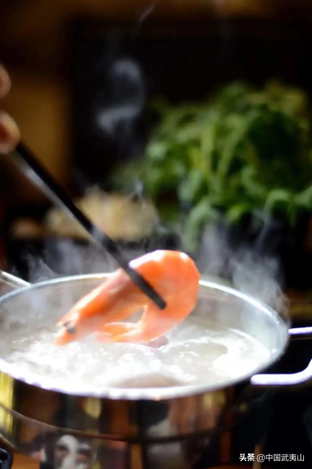 武夷山反响,武夷山茶香美宿