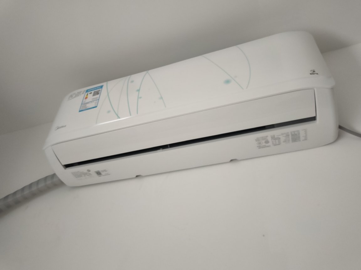 空调夏天开28度和26度哪个更省电,空调开17度一小时耗电多少度