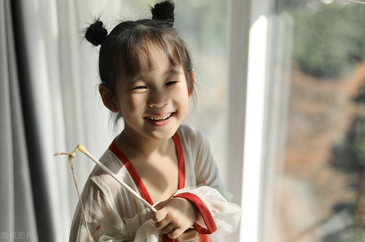 孩子没眼力见怎么办,是什么导致的孩子没眼力见