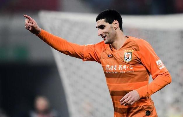 贾德松绝杀北京,贾得松头球