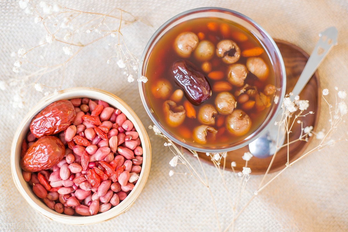 产后第几周开始补气血,小产后喝什么汤补气血