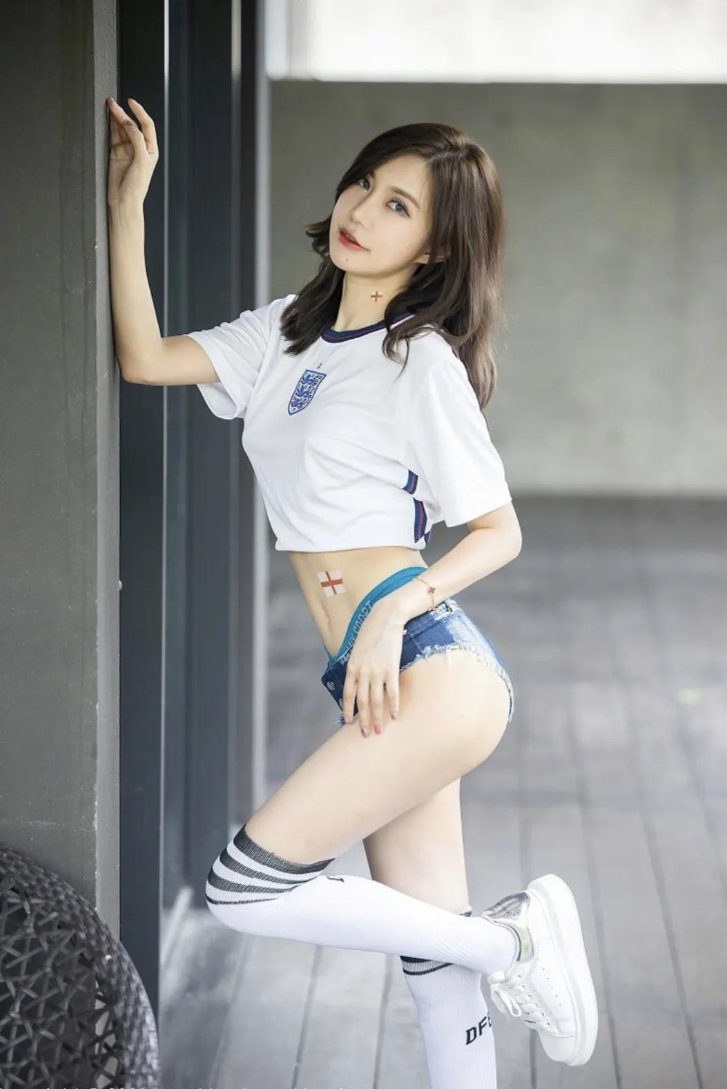 足球宝贝卡通美女,足球宝贝美女明星