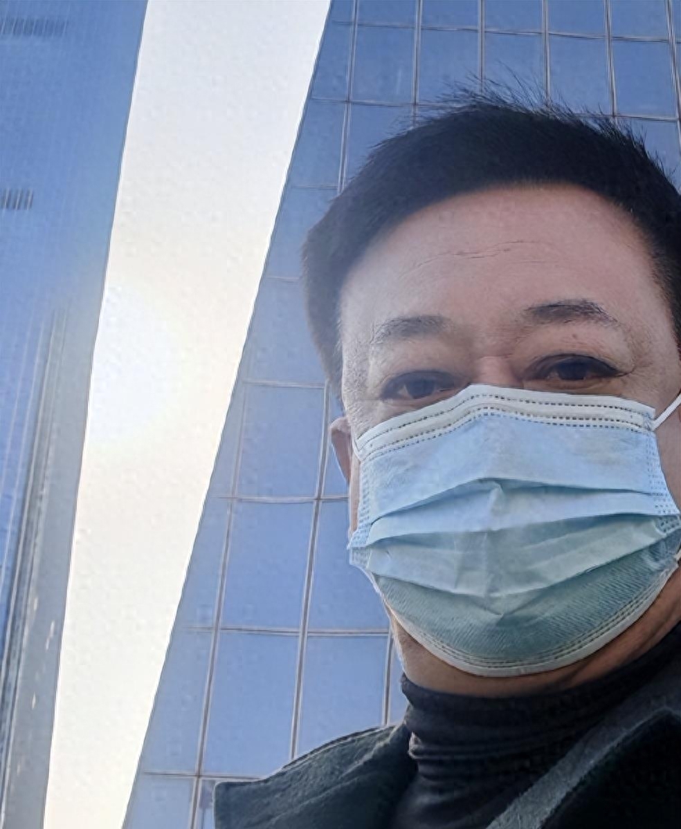 原央视主持人朱军现状,朱军颜值巅峰混剪