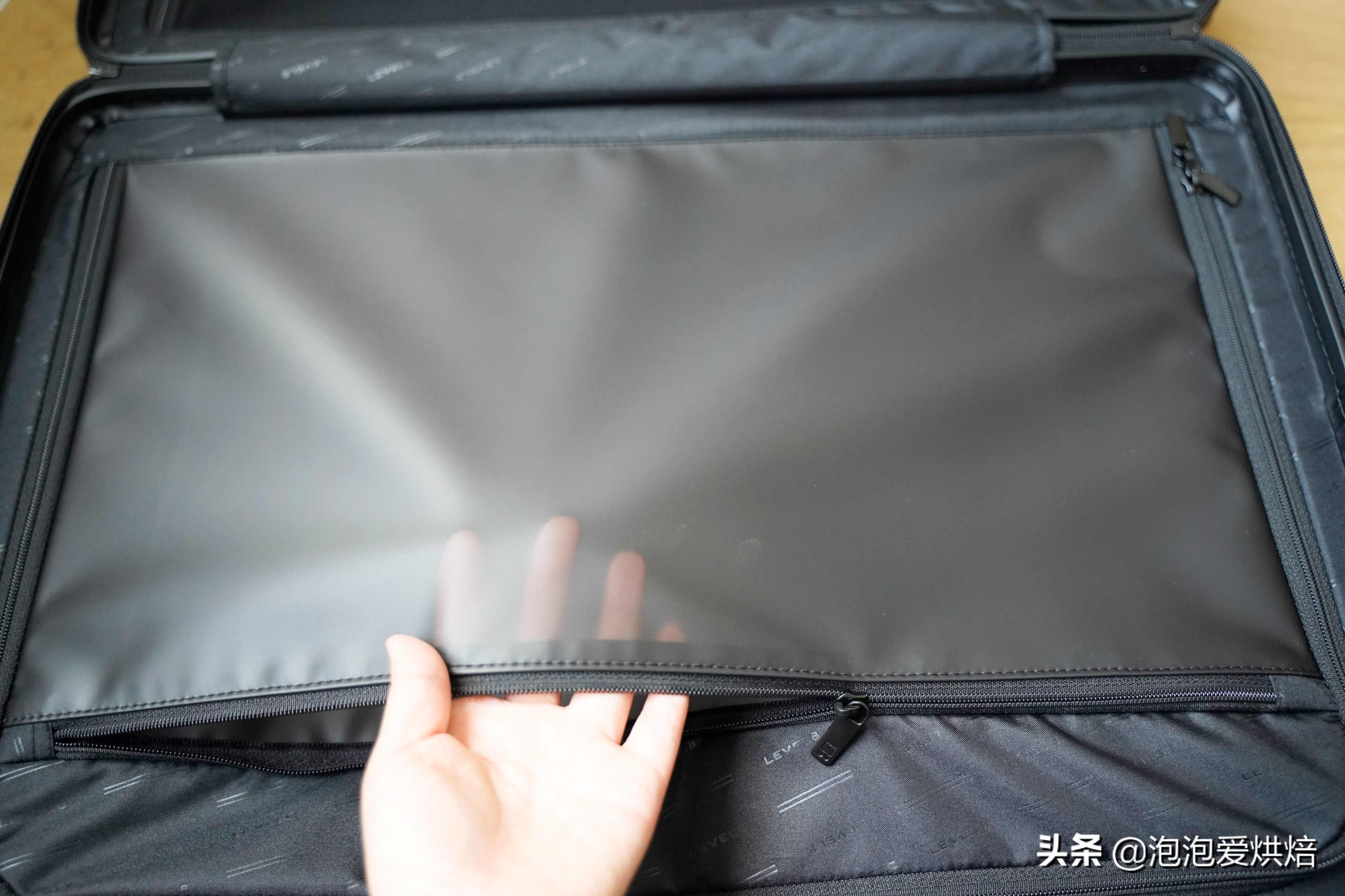 地平线旅行箱测评,地平线8号经典系列行李箱测评