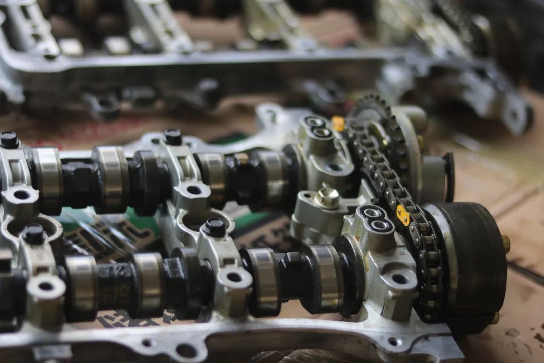 12代皇冠翻新后能开多久,坏掉的车改造成新车