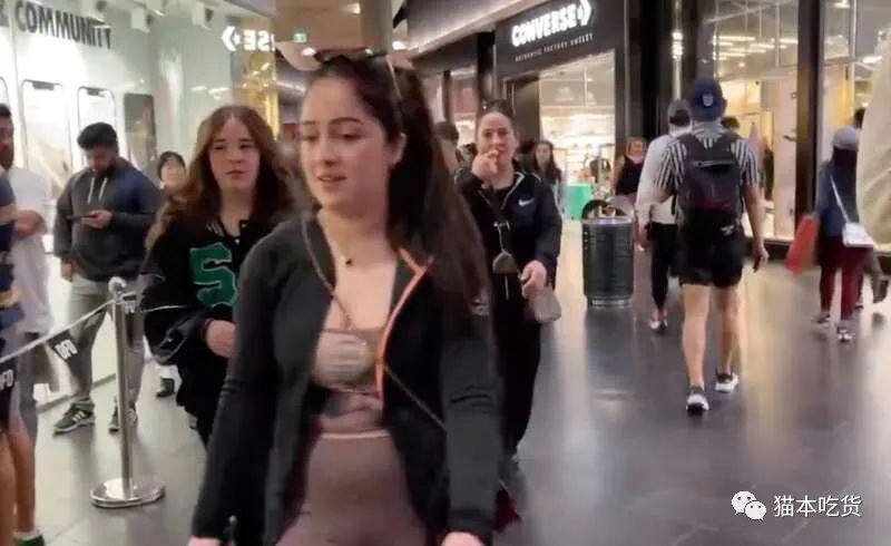 你冲了吗？澳洲“黑五”掀抢购狂潮华女感慨：一次买一年