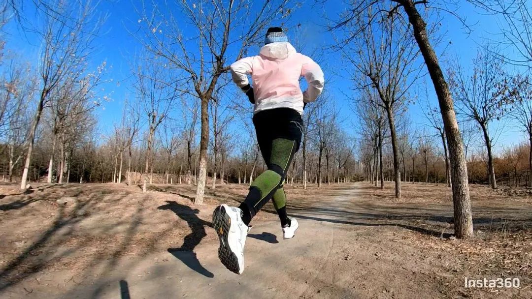 凯乐石和索康尼越野跑鞋对比,崛起的中国跑鞋